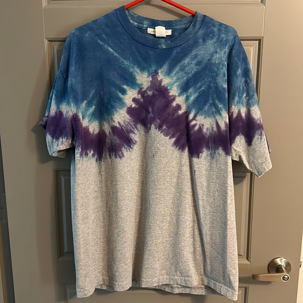 Women’s Tie-Dye T Shirt, Size M/L